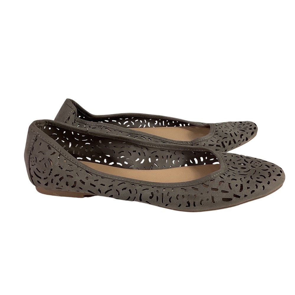 SM New York Womens Gray Laser Cut Perforated Ballet Flats Shoes Size 11